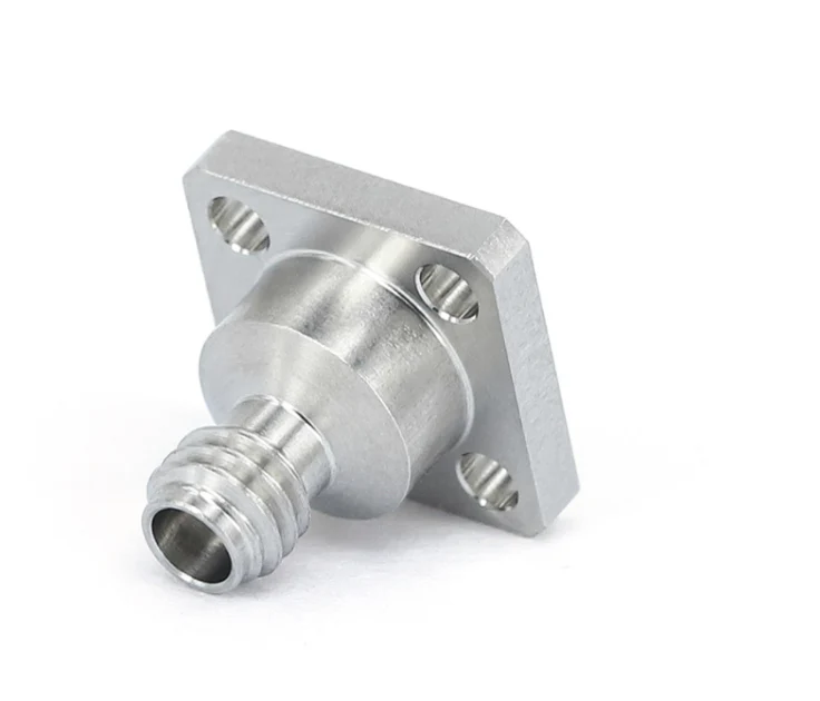 Connector RF de 110 GHz